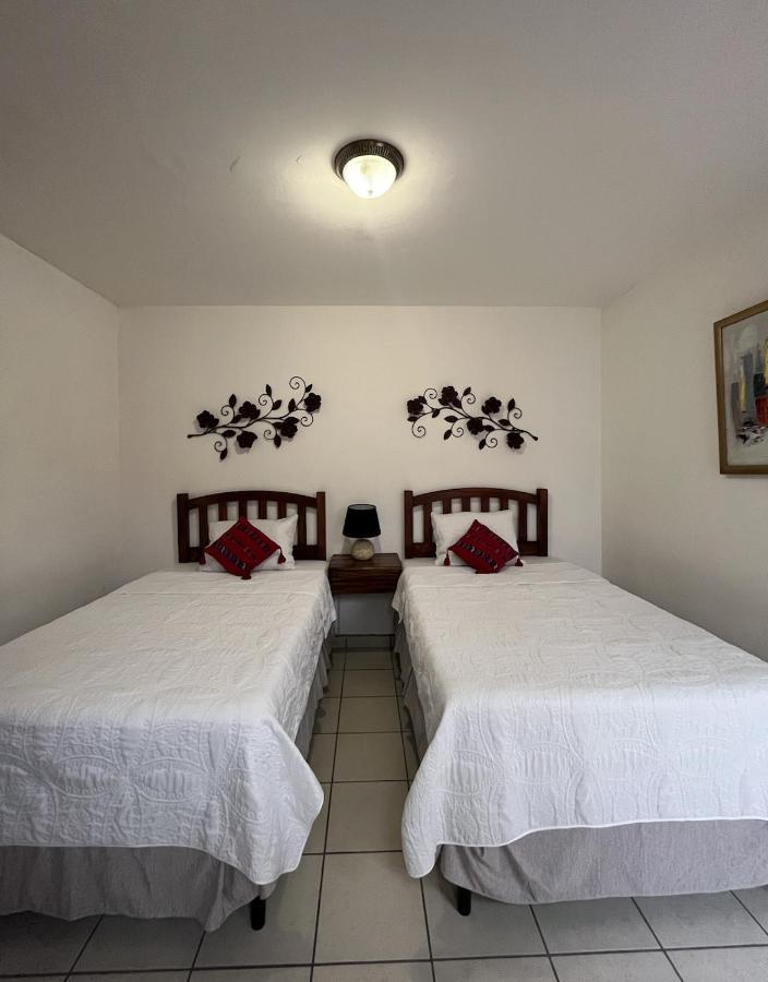Nico Hotel Antigua Bagian luar foto